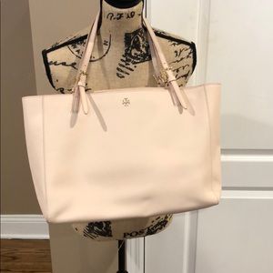 Tory Burch Authentic light pink bag